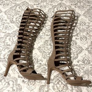 NWOT Gladiator heels Nude color